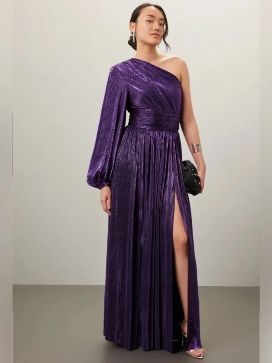 Bronx and Banco Purple Florence Gown in size medium one shoulder . - Picture 4 of 12